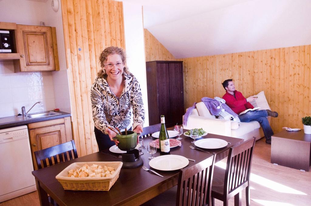 Residence Goelia Les Chalets Des Ecourts 圣让达尔沃 客房 照片